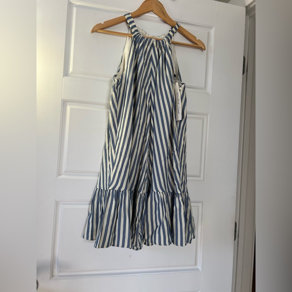 Adorable NWT Blue and White, Drop Waist Cotton Striped Halter Dress. M. - Picture 10 of 16